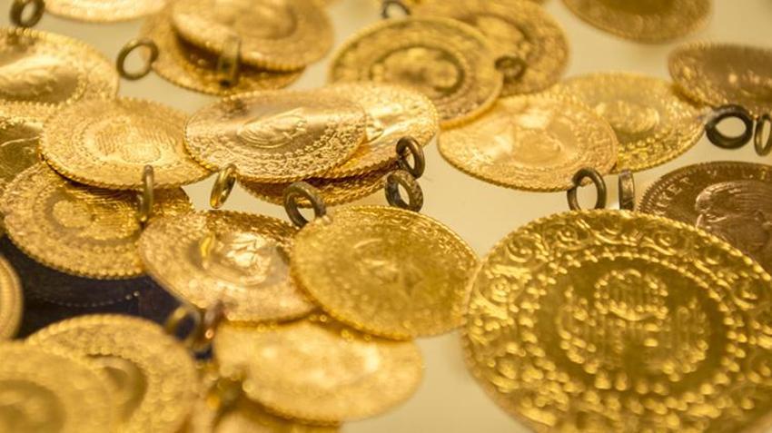 Altın fiyatlarında dengeler altüst oldu! Yeni rekor için uyarı geldi: 1500 lira