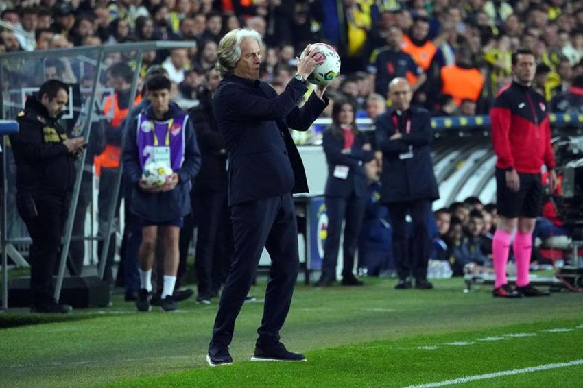 Fenerbahçe'de fatura kesildi! '10 milyon euro'ya 2 transfer yaptın takımı şampiyonluktan ettin'