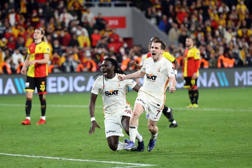 İşte Bafetimbi Gomis'i ipten alan 4 yıldız! Florya'da özür...