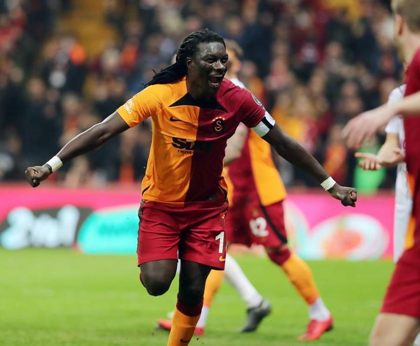 İşte Bafetimbi Gomis'i ipten alan 4 yıldız! Florya'da özür...