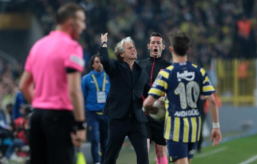 Fenerbahçe'de 4 futbolcunun hesabı kesildi! 'Transfer ettiğin adamı da yanına alıp Brezilya'ya geri dön Jesus'