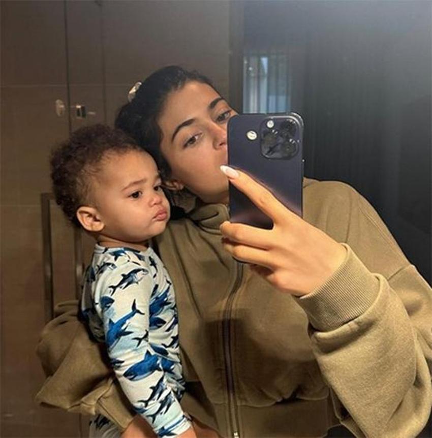 Kylie Jenner'den estetik itirafı: Yüzümün tamamı değil