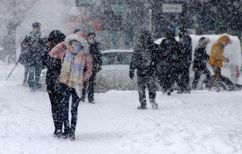 Kış geri döndü, kar ve soğuk hava geliyor! Meteoroloji il il son dakika duyurdu, peş peşe uyarı