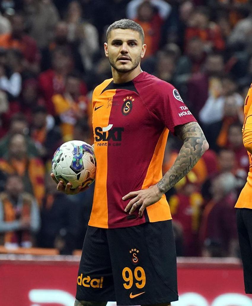 Okan Buruk'un canını yakacak 3 yıldızı açıkladı