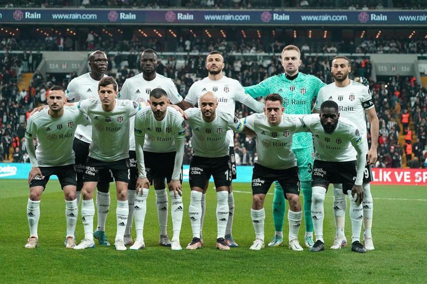 Okan Buruk'tan yıldız futbolcuya kesik! Son 8 maçta 4 gol 1 asist yapmıştı
