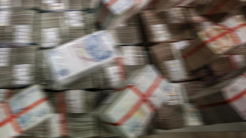 Banka müdüründen 80 milyonluk vurgun! Her şeyi itiraf etti, Fatih Terim ifade verdi