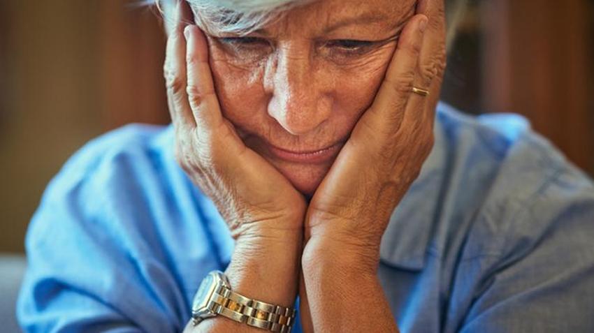 Alzheimer'ın ana sebebi! Bu alışkanlıklar hastalığı tetikliyor