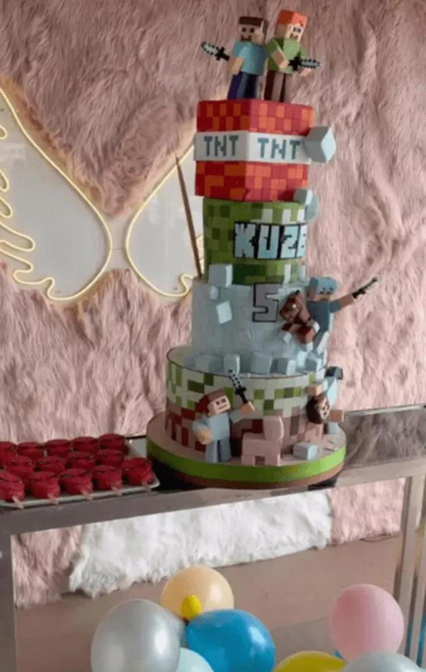 Samar Dadgar paylaştı! Özcan Deniz'in oğlu Kuzey 5 yaşına bastı