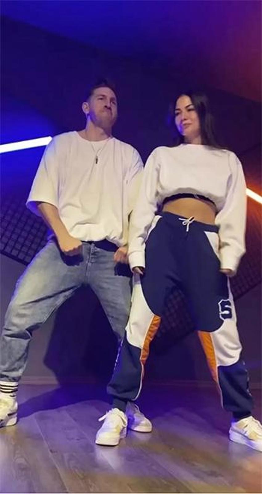 Demet Özdemir dansıyla adından söz ettirdi!