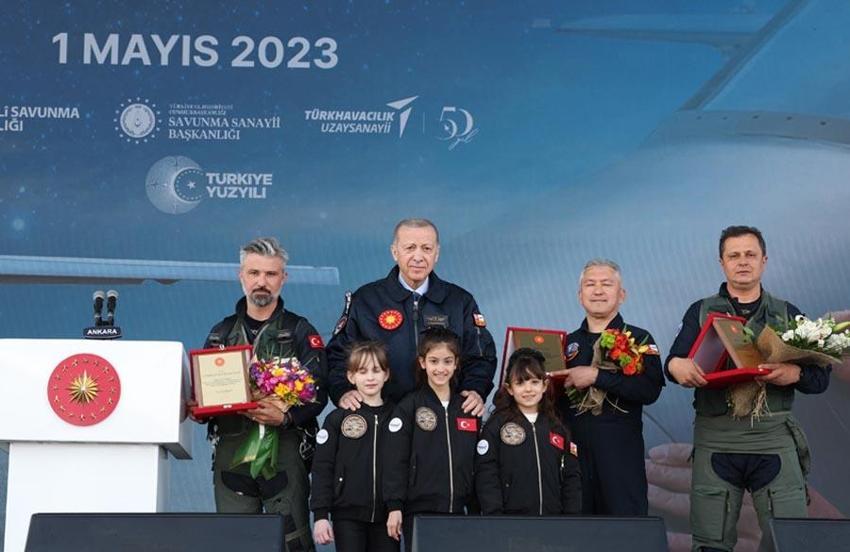 İlk yerli savaş uçağının adı belli oldu! Erdoğan: İsim babası Devlet Bey'dir