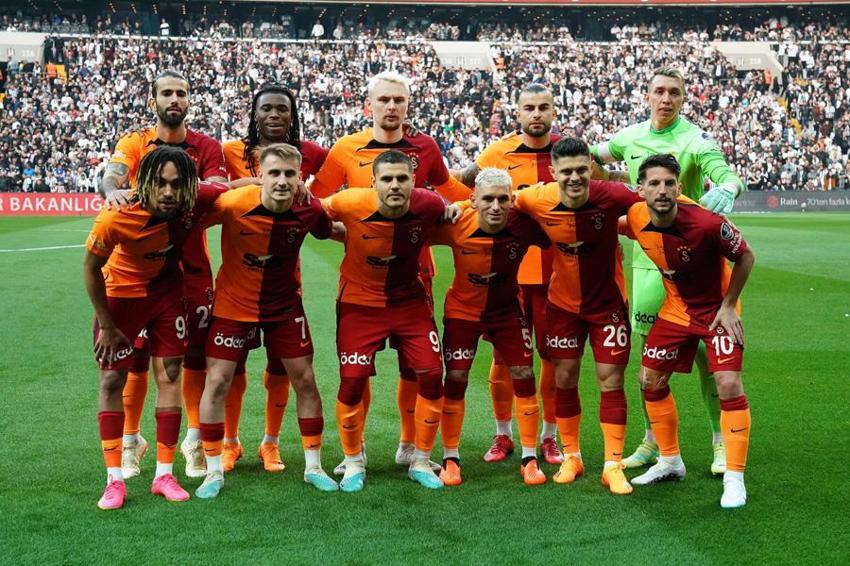 Ve Okan Buruk'tan beklenen neşter! Başakşehir maçında 3 futbolcu kenarda oturacak