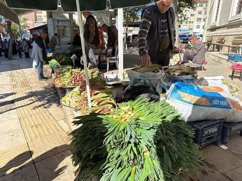 Tam bir şifa deposu: Doğunun muzu 'ışkın' tezgahlarda yerini aldı