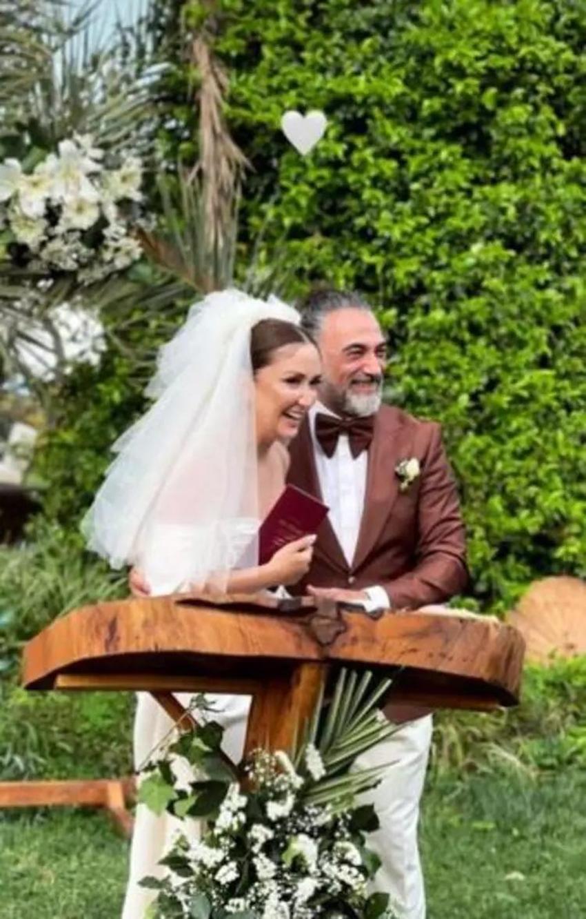 Selim Bayraktar ve Emel Karaköse evlendi!