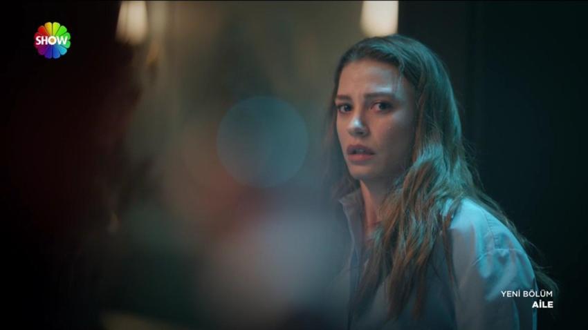 Aile dizisinde psikolog Devin'in psikolojisi bozuldu! Serenay Sarıkaya o sahnede tüyler ürpertti