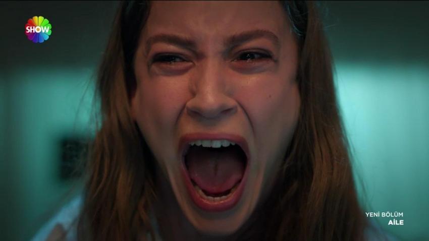 Aile dizisinde psikolog Devin'in psikolojisi bozuldu! Serenay Sarıkaya o sahnede tüyler ürpertti