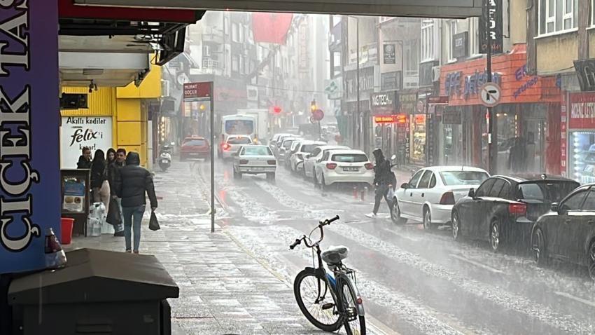 Sıcaklıklar 5 derece düştü, şiddetli yağış geliyor! Meteoroloji son dakika il il duyurdu
