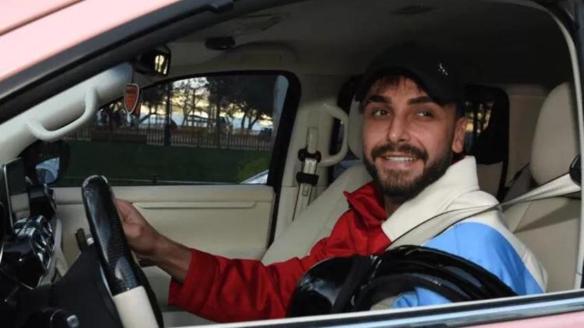 Sefo pembe arabasıyla görüntülendi! 'Melisa Döngel' sorusuna yanıt
