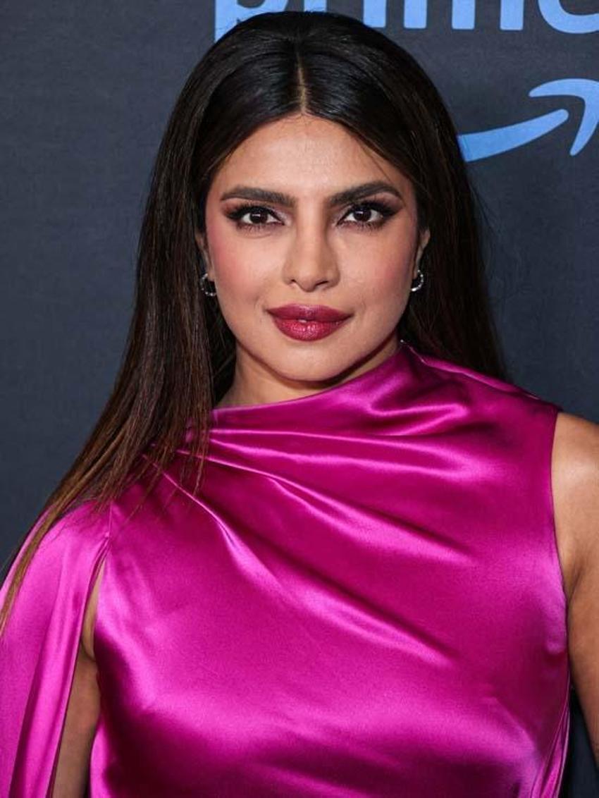 Priyanka Chopra'dan estetik itirafı geldi! 'Yaptırdıktan sonra 3 filmden kovuldum'