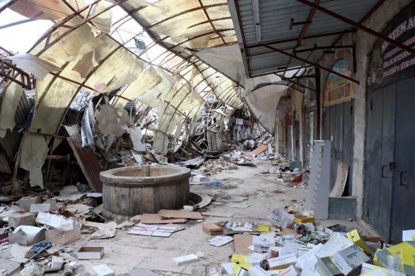 Tarihi Uzun Çarşı normal hayata dönüyor; 400 iş yeri faaliyete geçti
