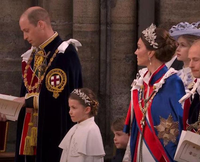 Kral 3. Charles'ın taç giyme törenine damga vuran görüntüler!