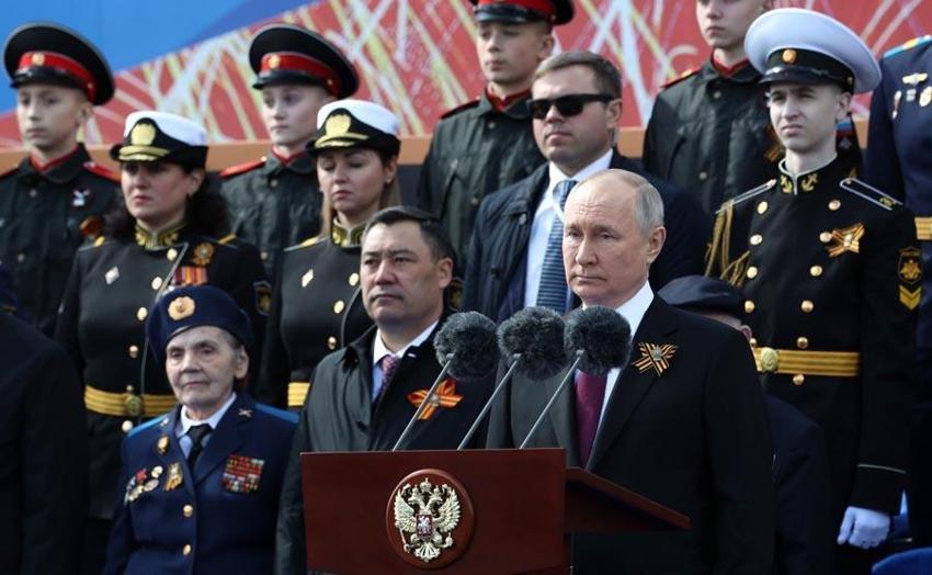Putin’den dünyaya Zafer Günü Mesajı: Rusya için ne batıda ne de doğuda düşman yok