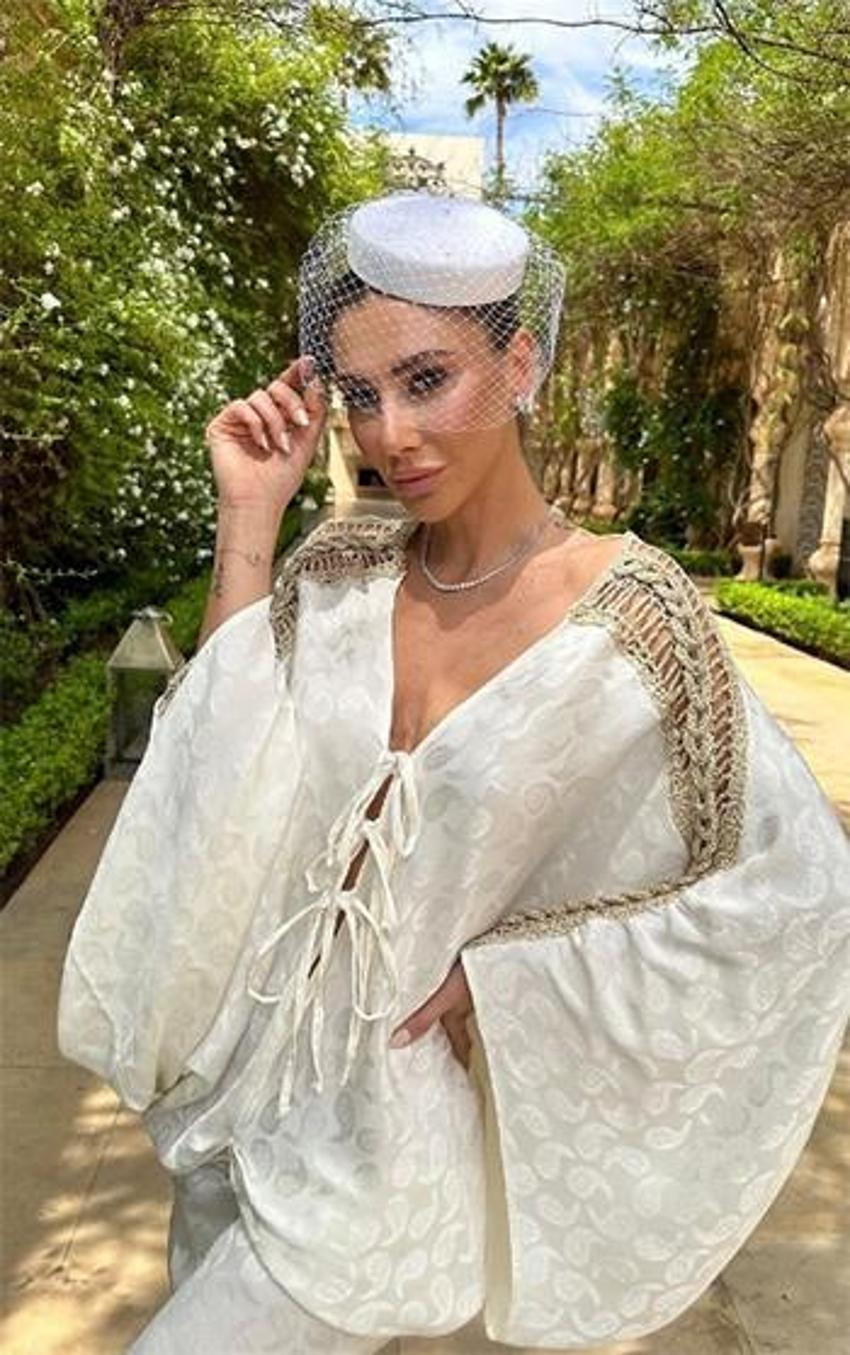 Demet Akalın, Şeyma Subaşı'ya göndermede bulundu! 'Allah'a şükür kocayla el eleydim'