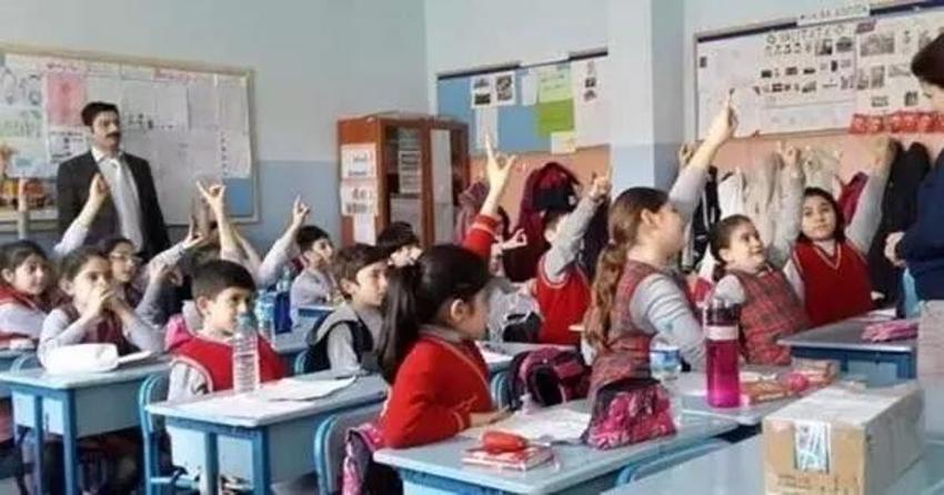 Yaz tatili 4,5 ay mı olacak? Hibrit eğitim verilecek mi?