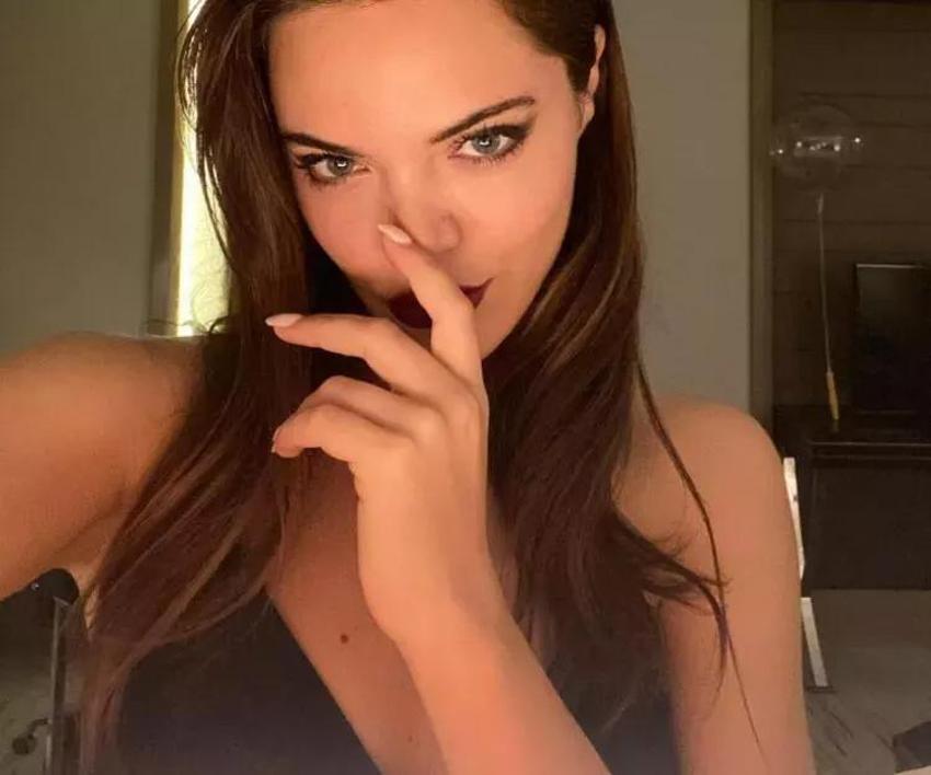 İzel, Photoshop'u abartınca takipçileri tepkisiz kalamadı: Kendisi olduğuna inanıyor mu?