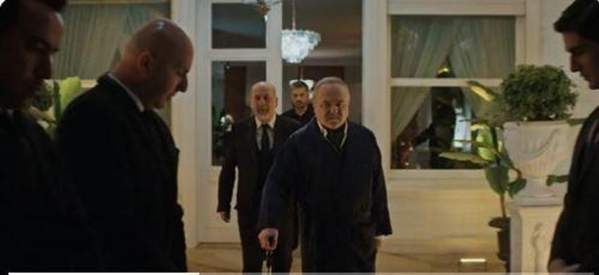 Yalı Çapkını 32. bölüm 2. fragmanı: Abidin Saffet'i vuruyor, Ferit Seyran'ı kaçırıyor!
