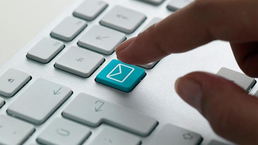 E-postalarınızı artık yapay zeka yazabilecek