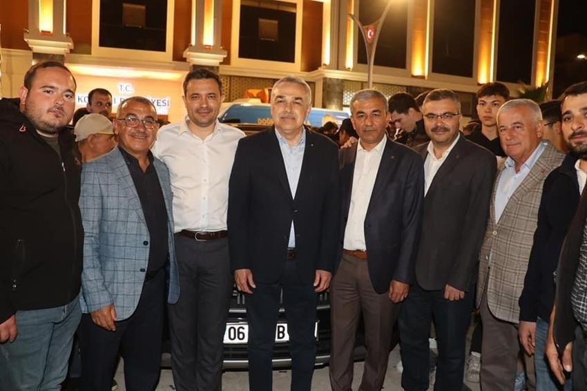 TOGG’u meşale ve konfetiler ile karşıladılar