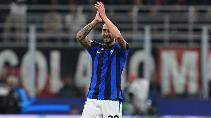 Şampiyonlar Ligi'nde Milan - İnter derbisine Hakan Çalhanoğlu damgası! Taraftarların öfkesi onu durdurmaya yetmedi...