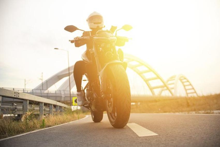 B sınıfı ehliyet 125 cc kullanabilir mi? 125 cc motor nedir, kaç km hız yapar, B sınıfı ehliyet ne kadar, B ehliyet neyi kapsıyor?