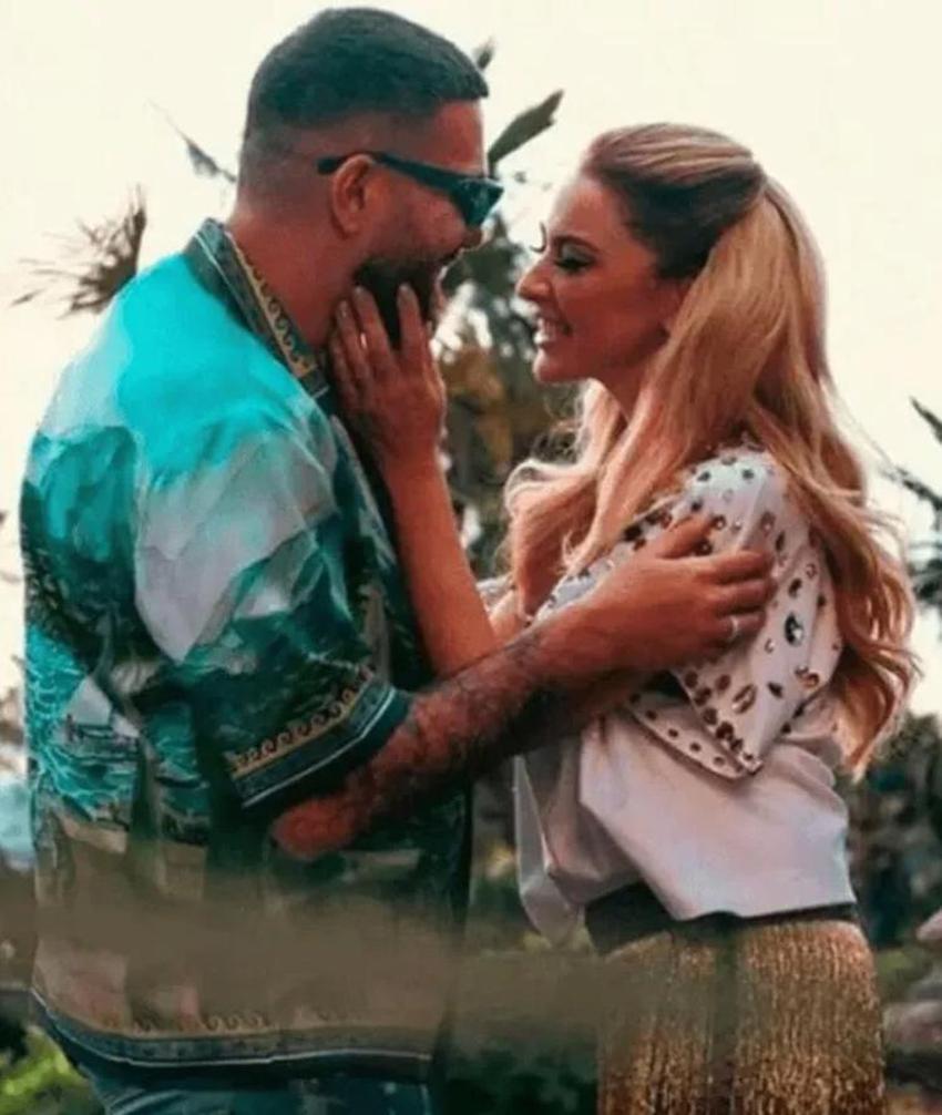 Murda ve Hadise'nin 'saat' bilmecesi!