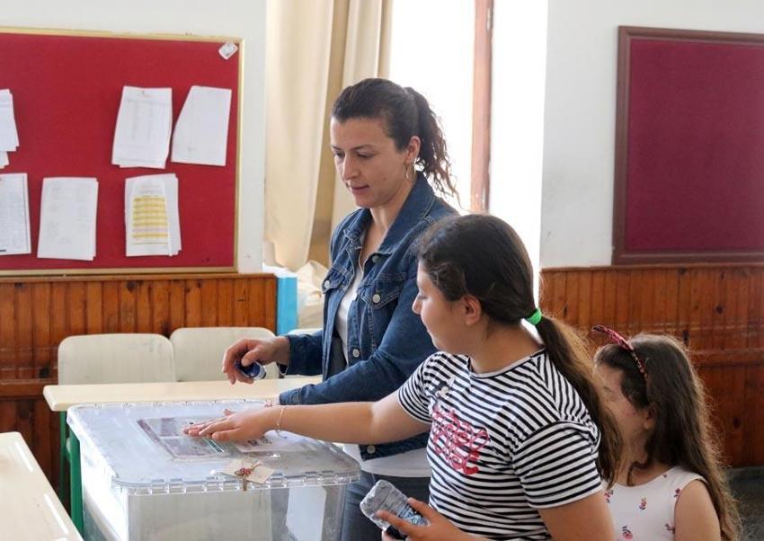 24 Haziran 2018 seçim sonuçları! 24 Haziran seçim sonuçları nasıldı, partilerin oy oranları nasıldı? Tayyip Erdoğan, Muharrem İnce, Meral Akşener, Selahattin Demirtaş kaç oy aldı?