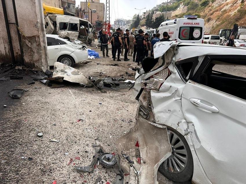 Hatay'da freni patlayan kamyon araçlara daldı: 3 ölü, 20 yaralı