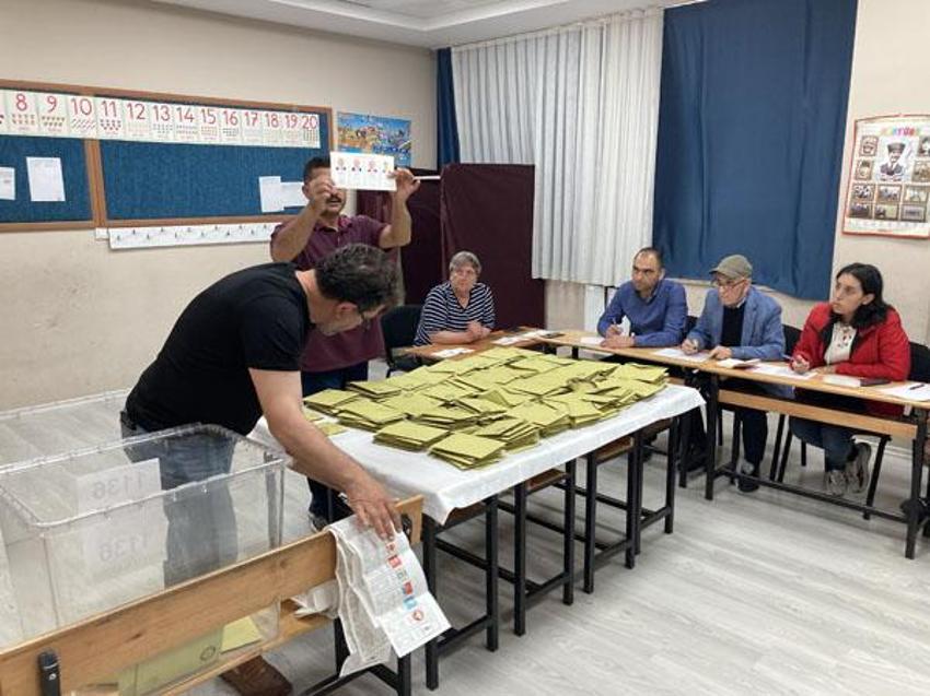 Yeni milletvekilleri belli oldu! İşte TBMM'de yer alacak 600 isim