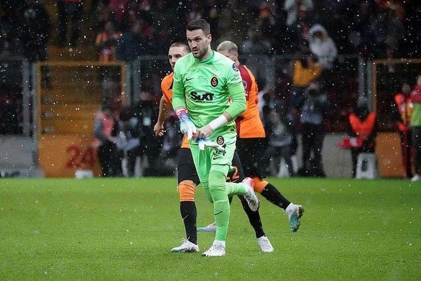 İstanbulspor maçında o hayati hamleyi yapmasaydı... Galatasaray'da tecrübeli futbolcu eşyalarını topladı