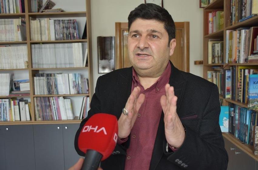 Tarihi caminin denge sütunu sanılan parçası dekoratif amaçlı yapılmış