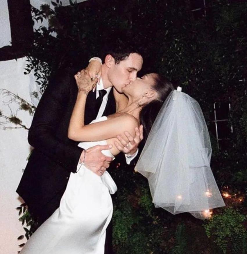Ariana Grande evlilik yıl dönümünü romantik paylaşımla kutladı!