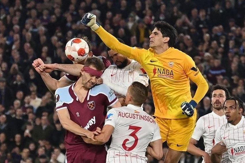 Meğer Livakovic değilmiş! Fenerbahçe'nin yeni kalecisi Nabil Dirar'dan