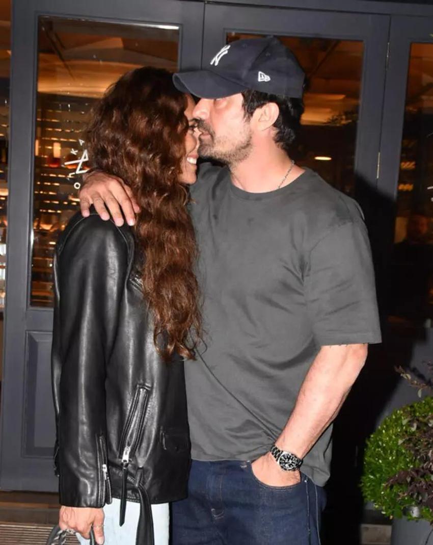 İbrahim Çelikkol ve sevgilisi görüntülendi! 'Rahat ol'
