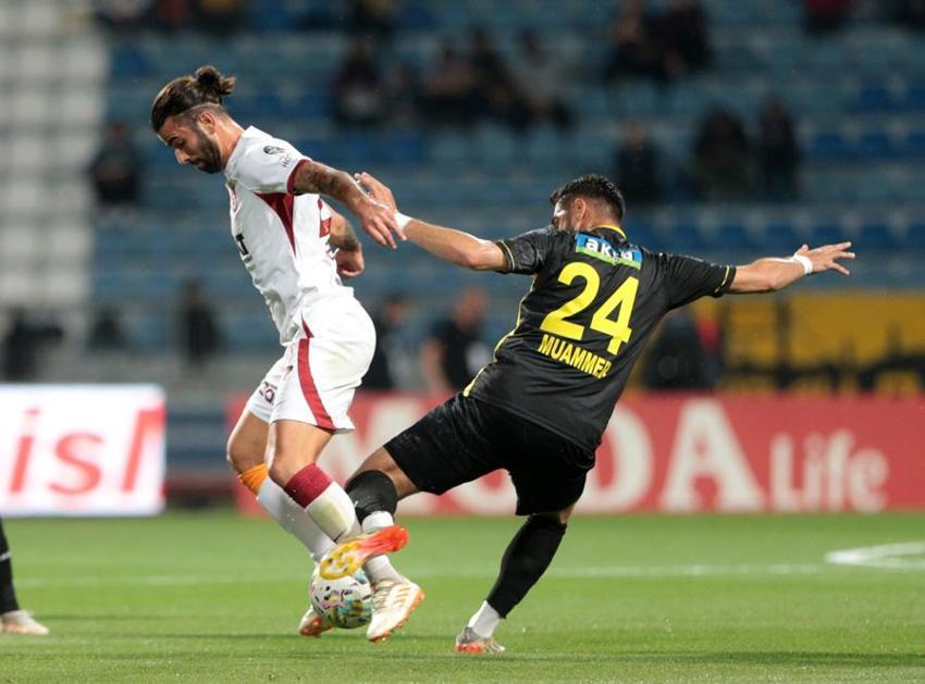 'İcardi'yi kutluyorum ama gol attığı için değil! Bu adama tahammül ediyor anlamıyorum'