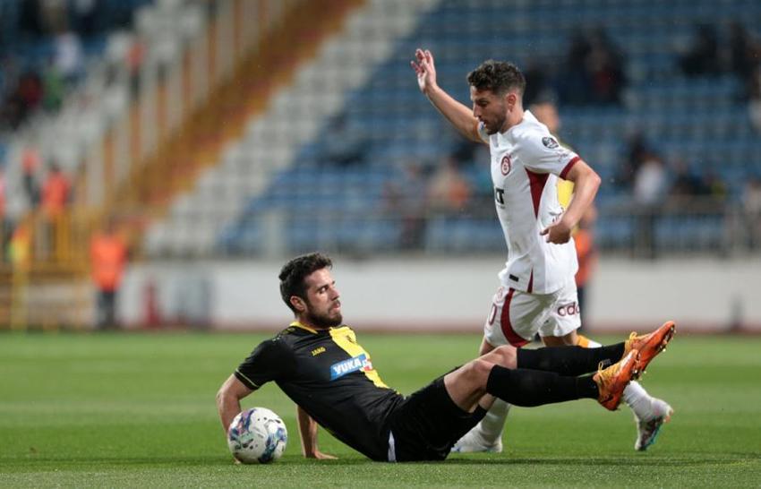 'İcardi'yi kutluyorum ama gol attığı için değil! Bu adama tahammül ediyor anlamıyorum'