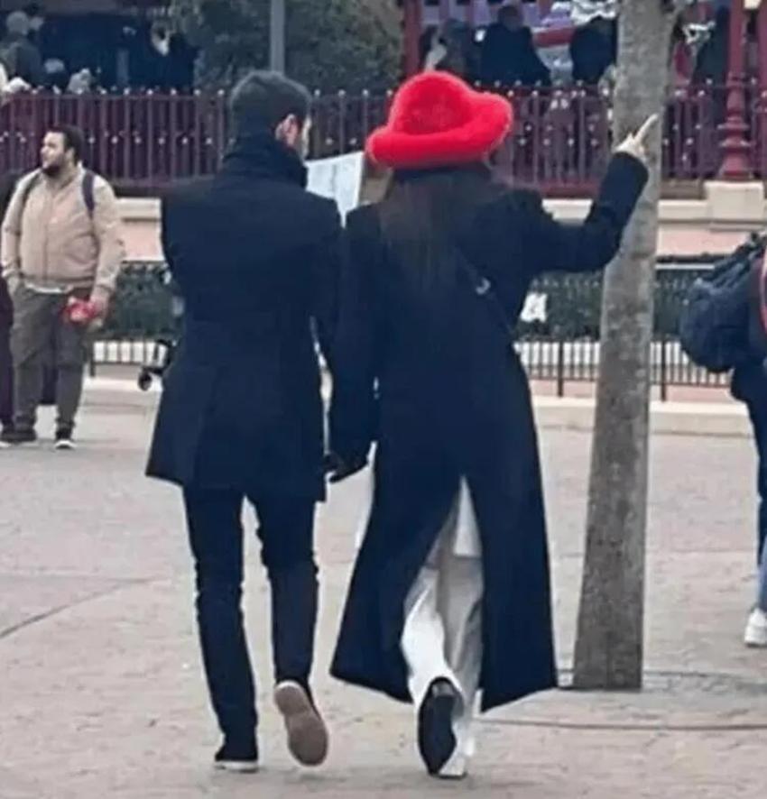 Hande Erçel sosyal medyayı salladı! 'Yaktın, yıktın yine'