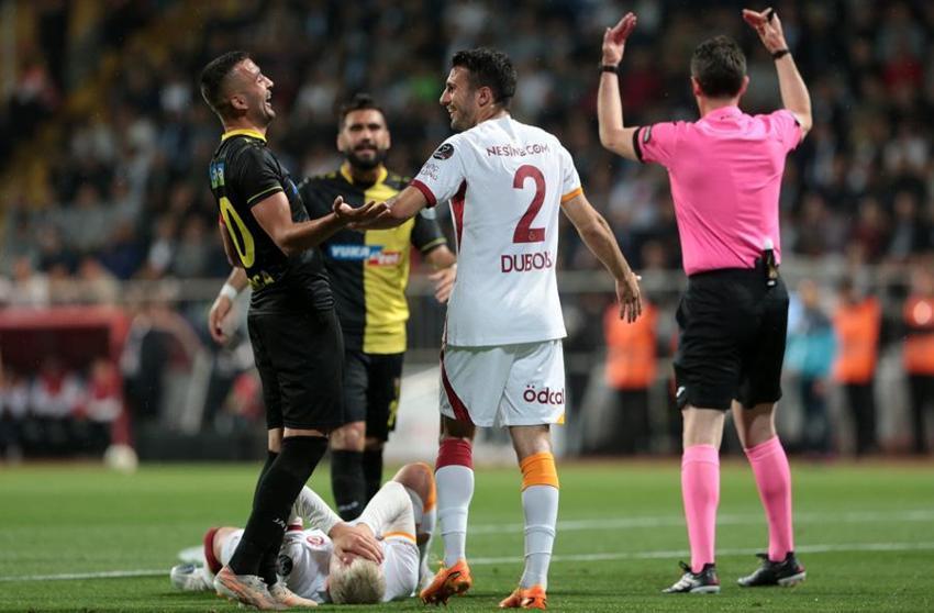 Rıdvan Dilmen maçtan sonra açıkladı: Zaniolo Okan Buruk'a tekme attı
