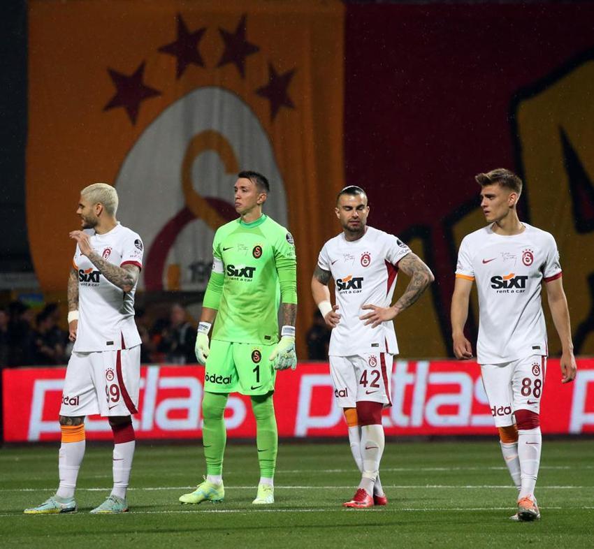 Erman Toroğlu'nun Zaniolo sözleri olay yarattı: Küstah, terbiyesiz, ruh hastası