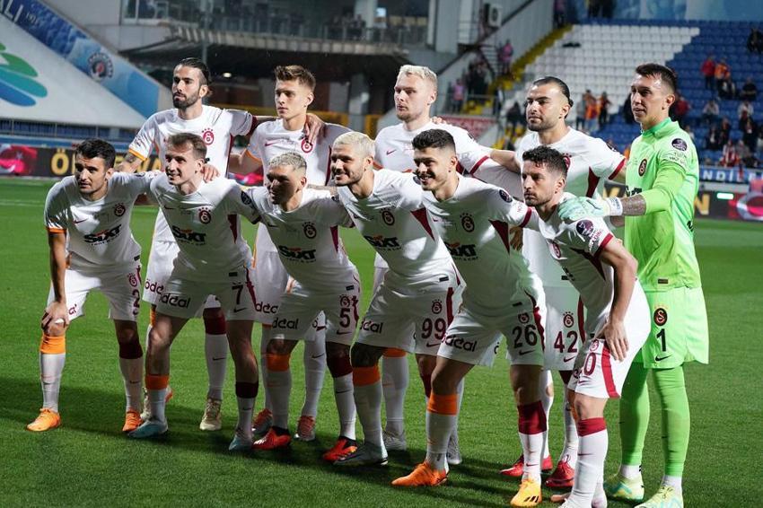 Galatasaray maçından sonra Fenerbahçe'nin yıldızını topa tuttu: Gördün mü topu nasıl kesiyor?