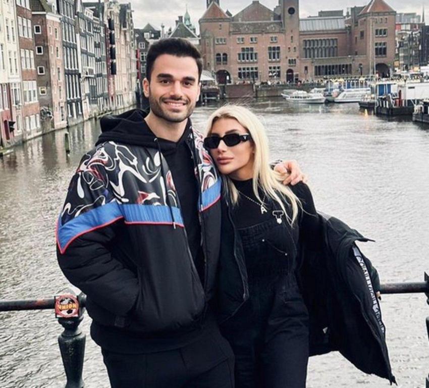 İrem Derici: Atakan beş gün antrenman yapıp hiç yıkanmasın, bebek gibi kokuyor