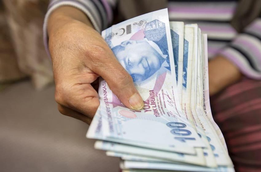 Memur maaşlarına ve emekli aylıklarına dev zam geliyor! Yeni memur maaşları tek tek hesaplandı